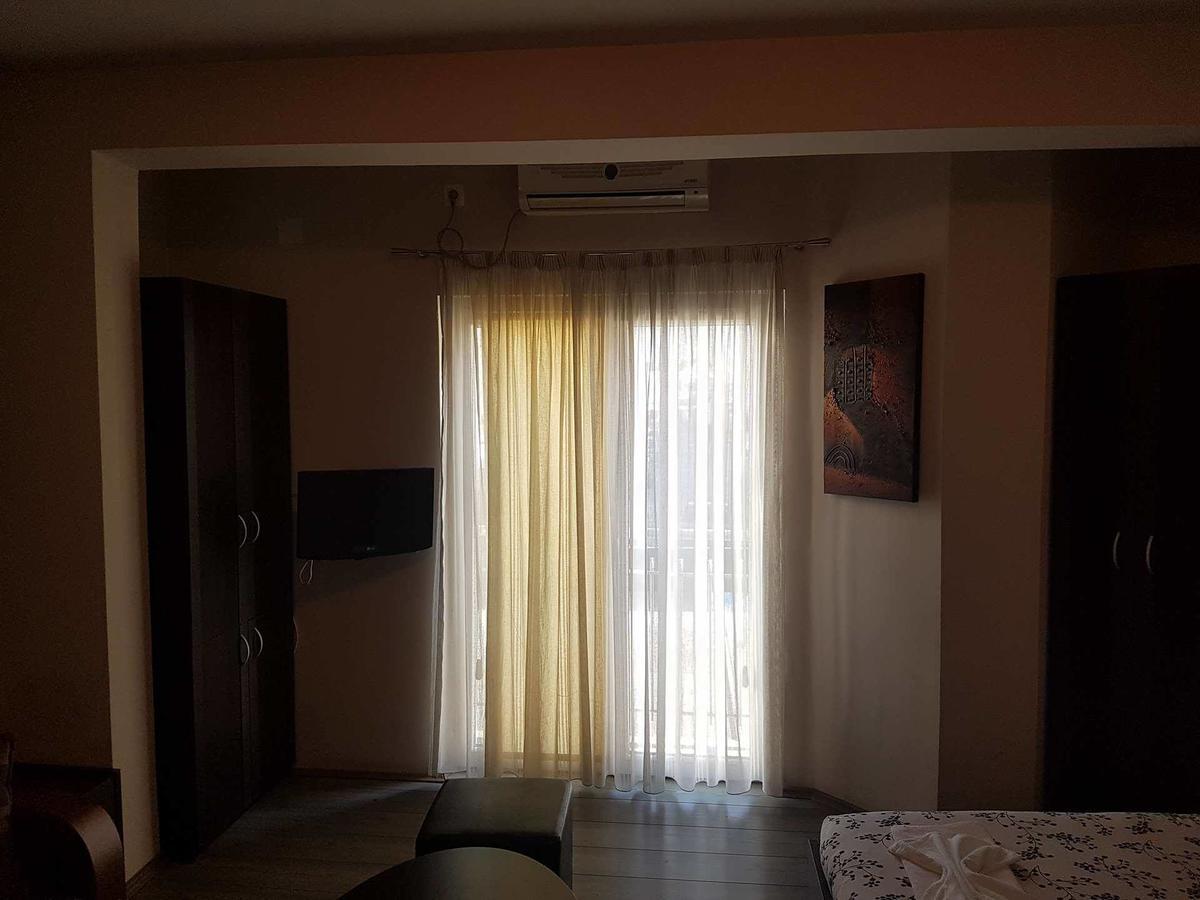 Villa Piano&Bar Ohrid Buitenkant foto