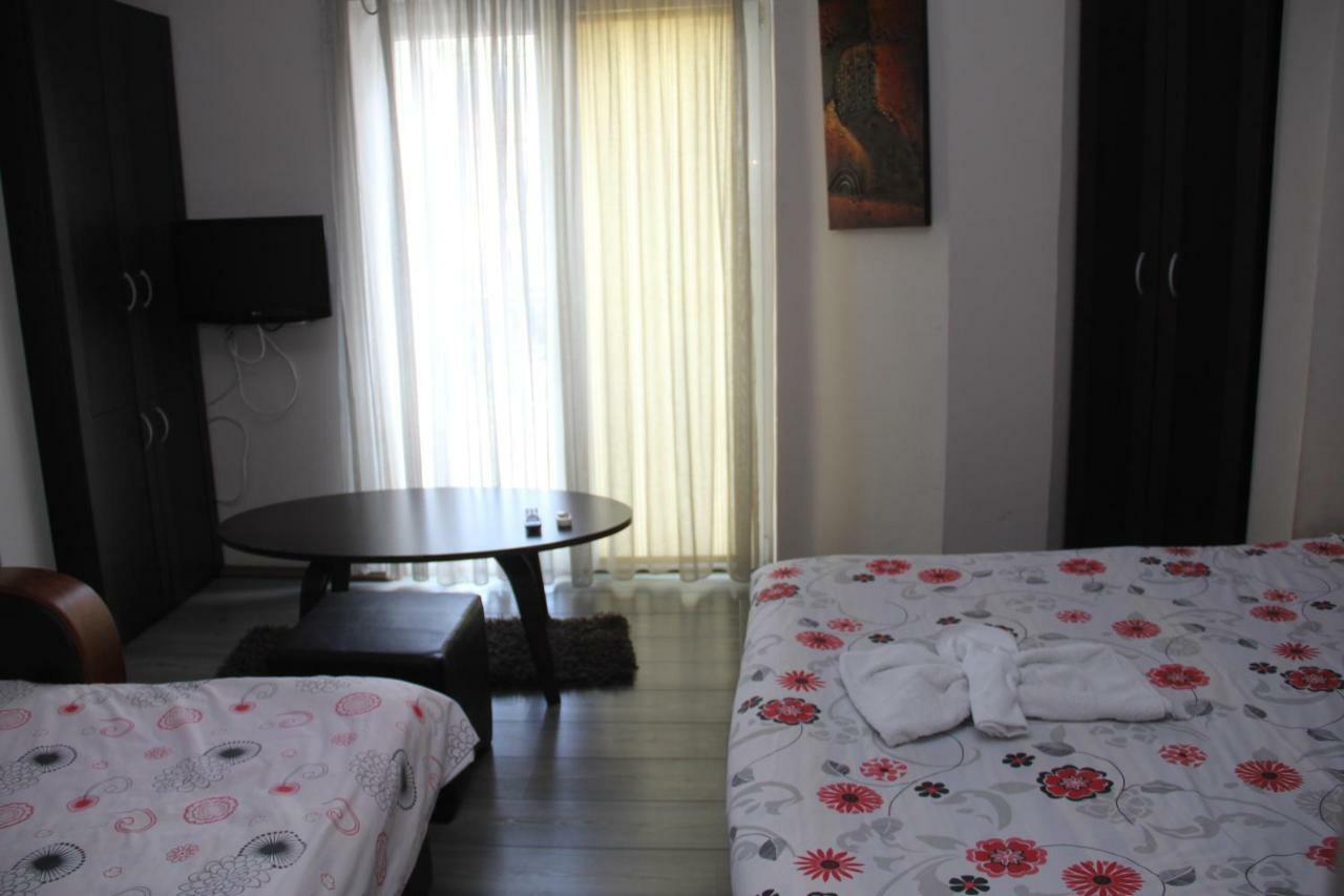 Villa Piano&Bar Ohrid Buitenkant foto